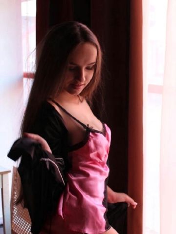 Анкета проститутки Нила, 18 лет